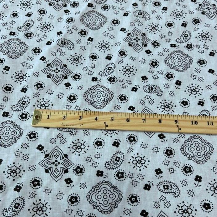 Bandana Print Poly Cotton Fabric 58 inches wide - New Star Fabrics
