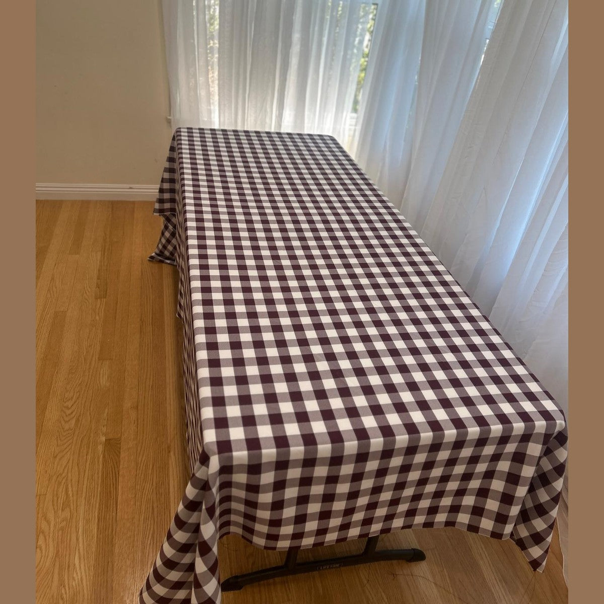 Gingham Checkered Poly Poplin Tablecloth 60 x 84 Inch