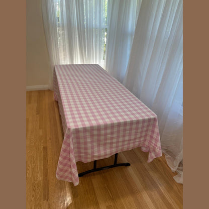 Gingham Checkered Poly Poplin Tablecloth 60 x 108 Inch
