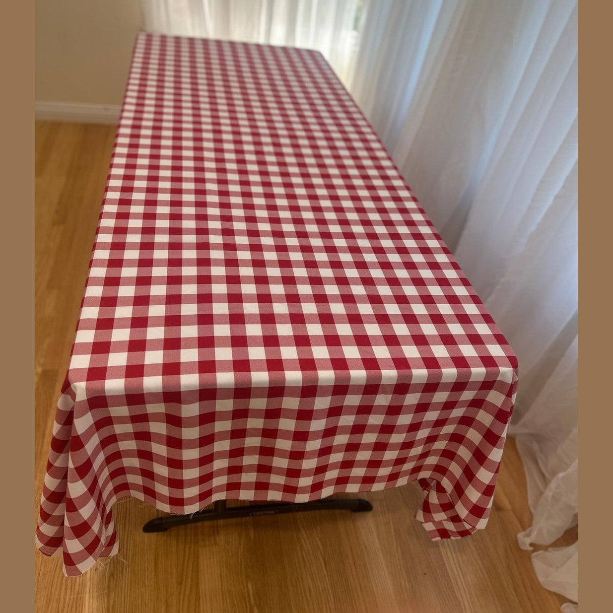 Gingham Checkered Poly Poplin Tablecloth 60 x 120 Inch